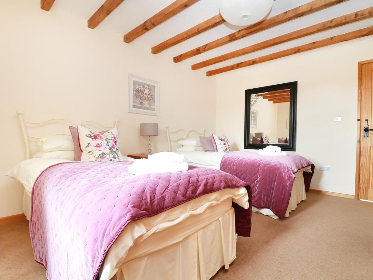 Hawthorn Cottage Truro Exteriör bild